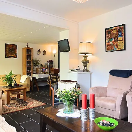 Tatil Evi Spacious Near Ski Area In *