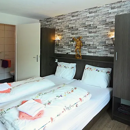 Tatil Evi Spacious Near Ski Area In *